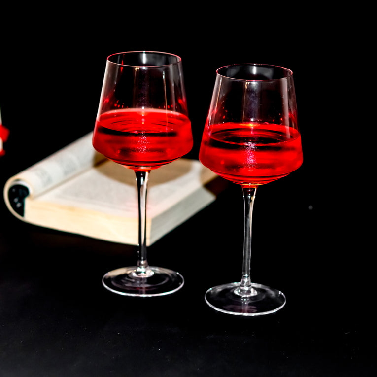 Sleek Attraction Chardonnay Wine Glass - Set of 2