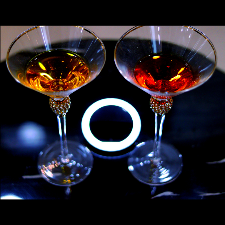 Moonshine Glint Pinot Noir Glass - Set of 2